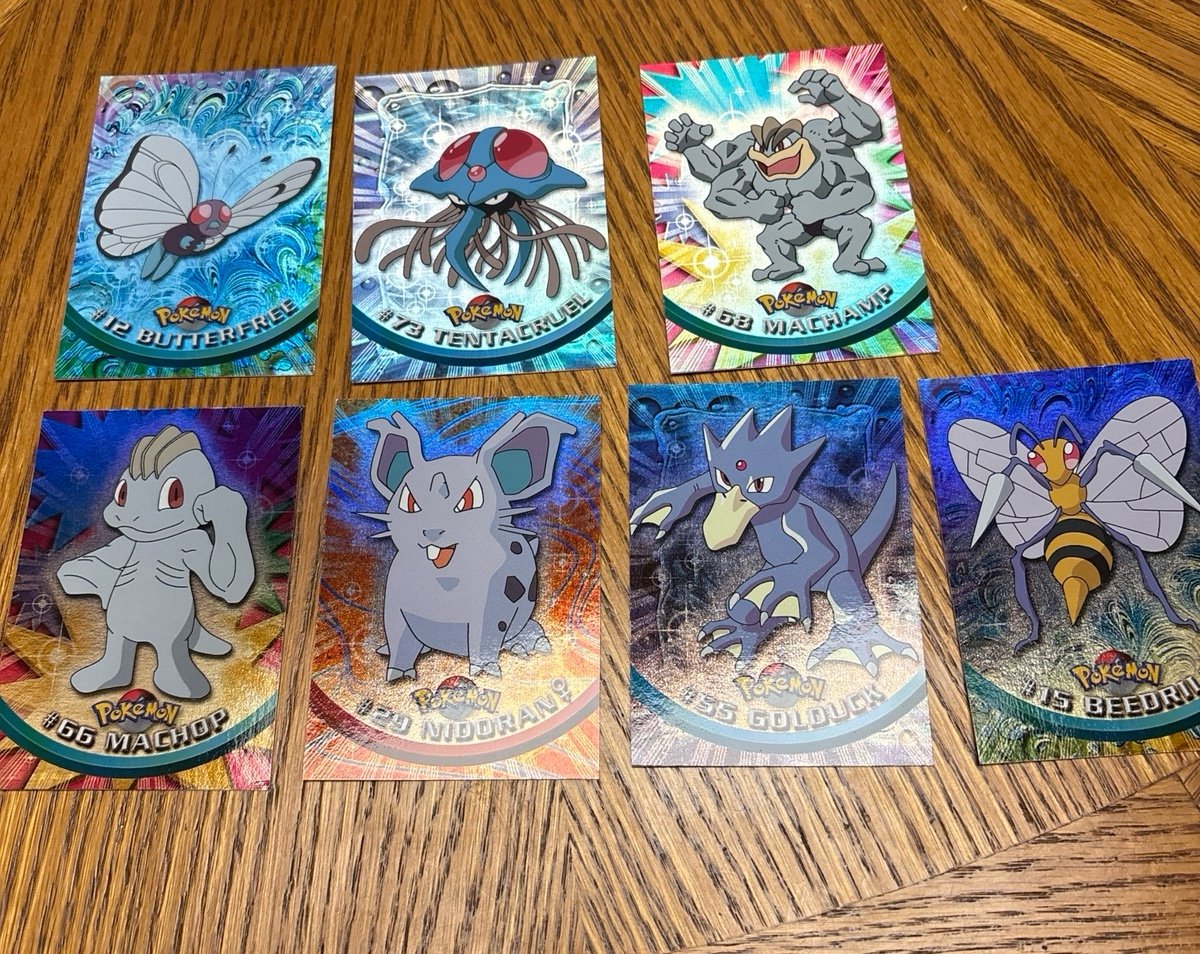 Topps Pokemon foil bundle