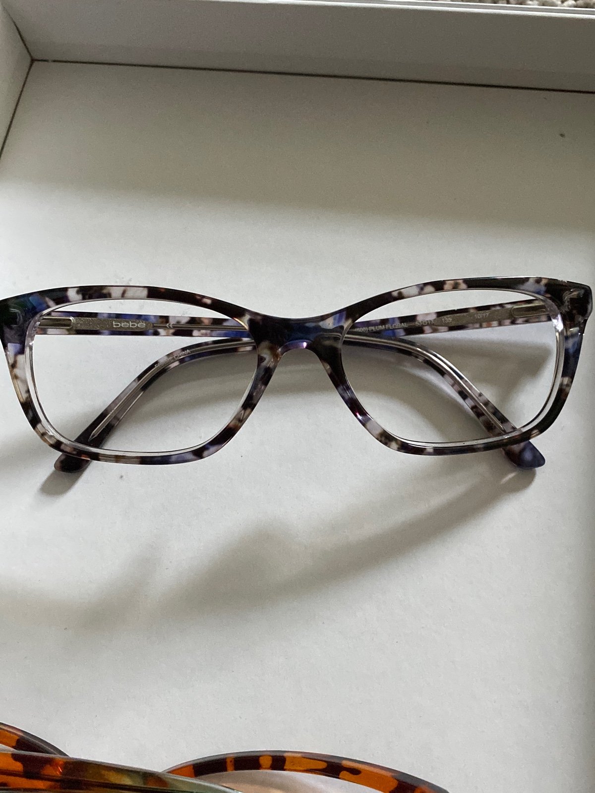 Bebe glasses