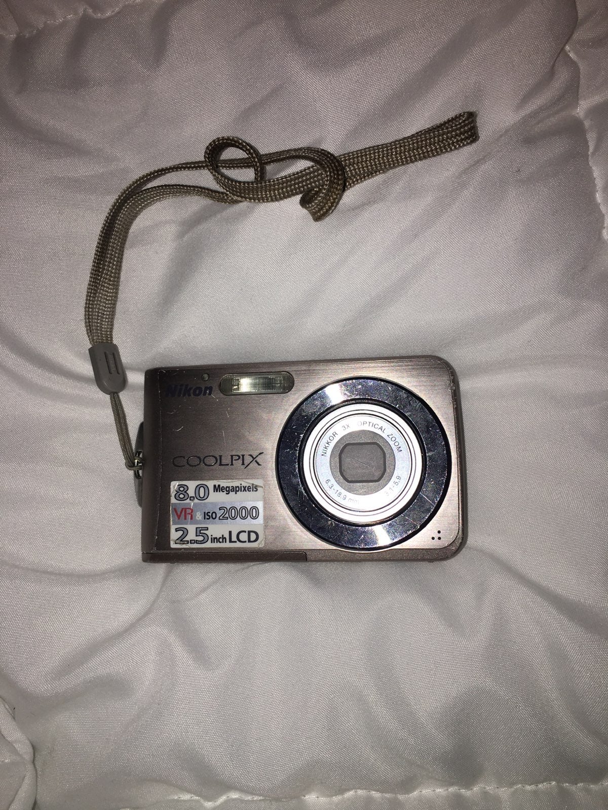 Nikon Coolpix S210 Digital Camera 2008