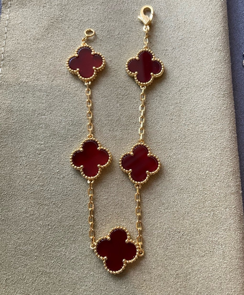 clover red carnelian bracelet 925 silver 18k gold plated 15mm clover 5 motifs