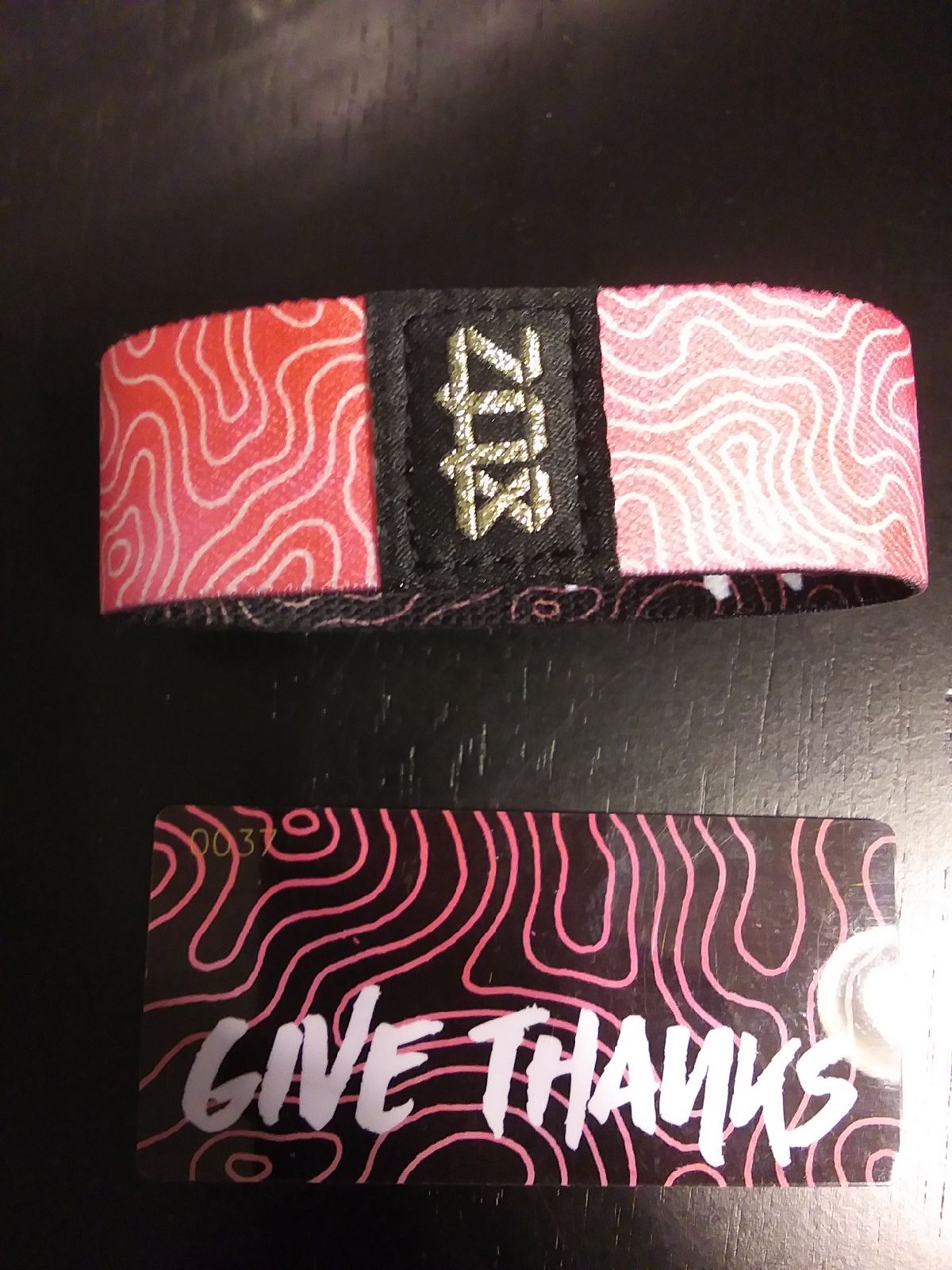 Zox give thanks