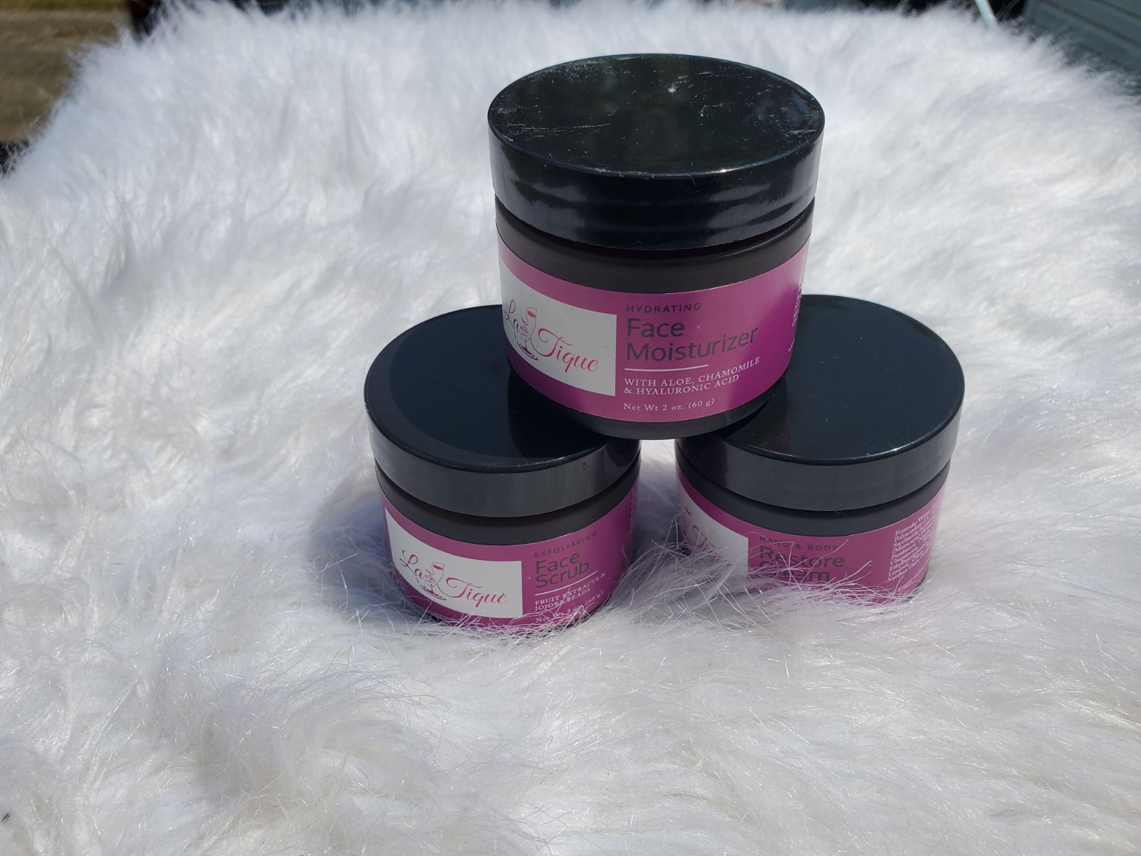 LaTique's face care set