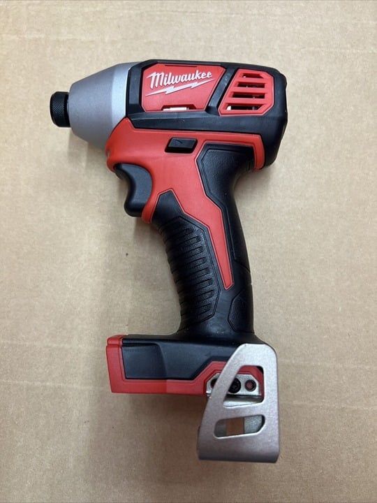 NEW Milwaukee 2656-20 1/4 Hex M18 Cordless Impact Driver 18 Volt 18V