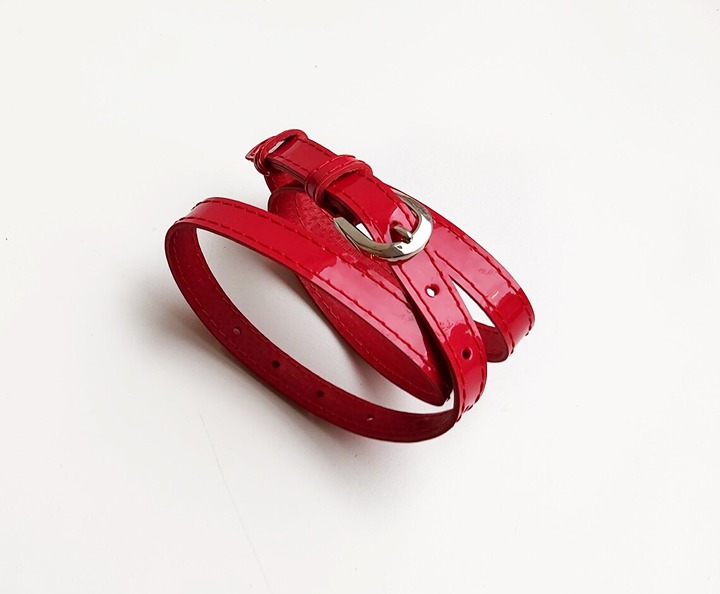 Red patent leather natural belt