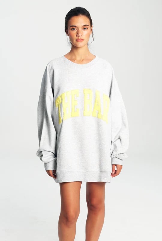 THE BAR VARSITY SWEATSHIRT LT HEATHER GREY/LEMON