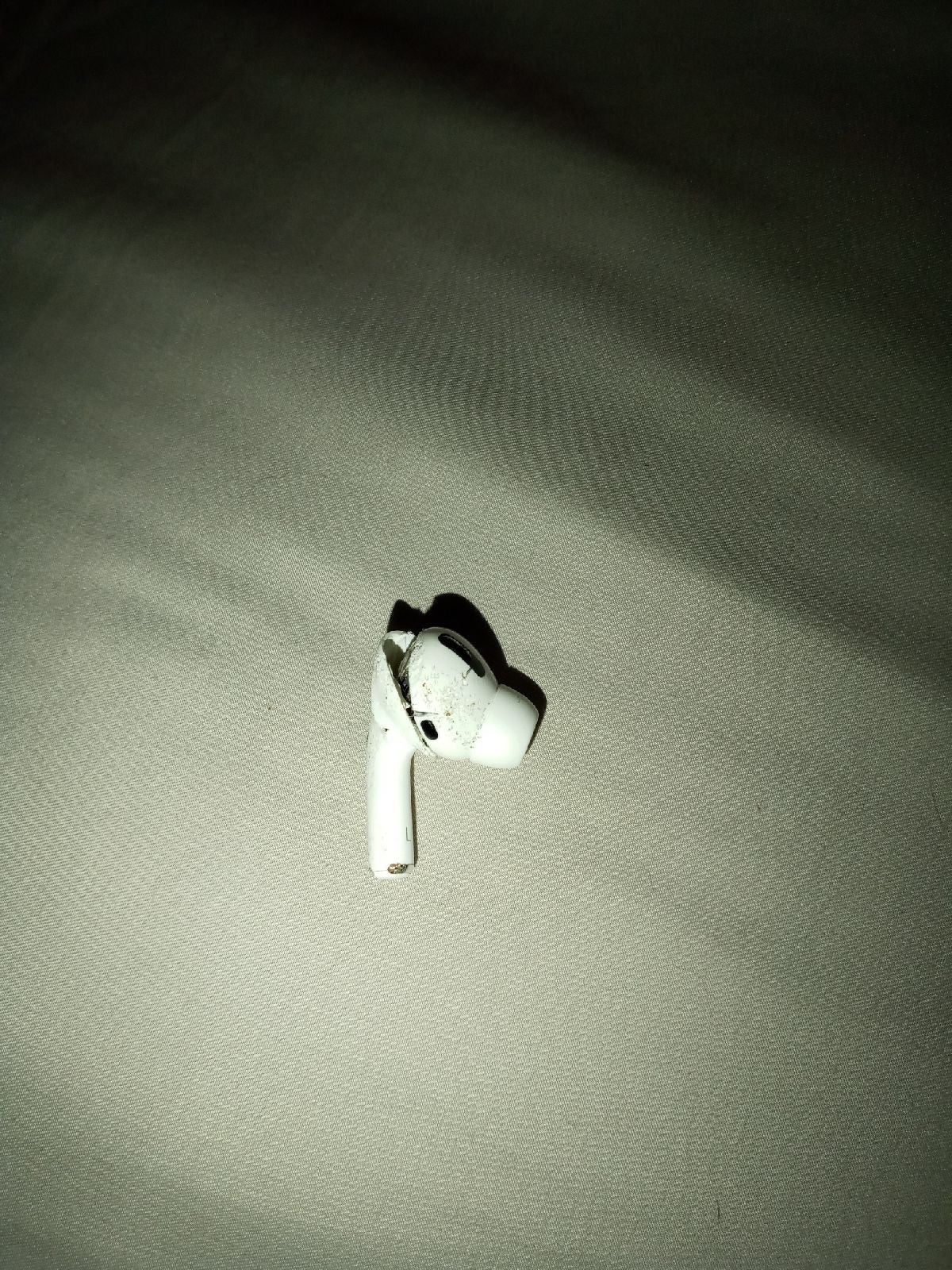 left airpod pro