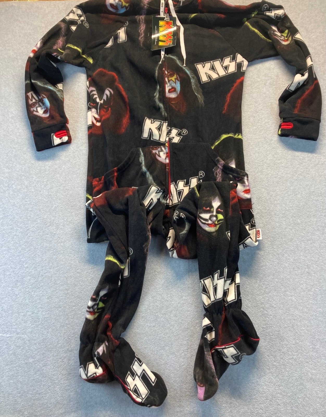 KISS Suit PJs Footed Mens Medium Jumpin Jammerz