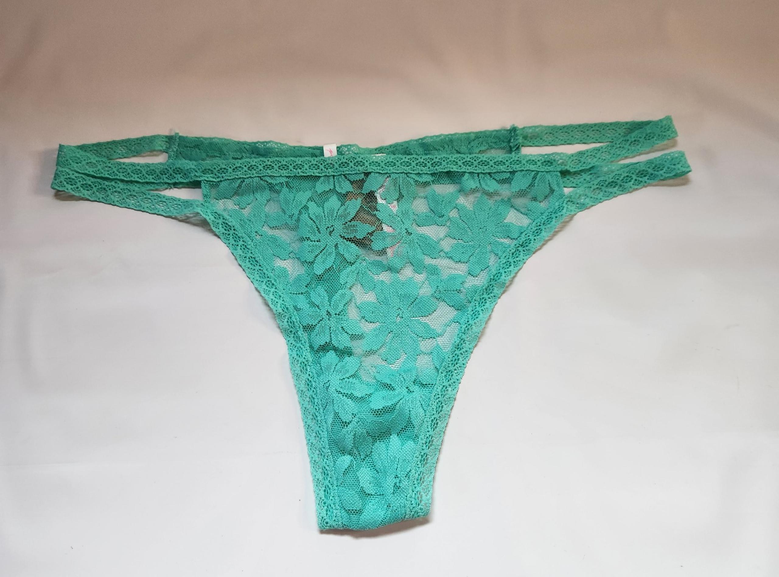 NWT VICTORIA'S SECRET PINK Size XXL Floral Lace Strappy Thong Underwear