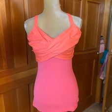 Mint condition Women’s Lululemon Grapefruit Wrap It Up Tank.