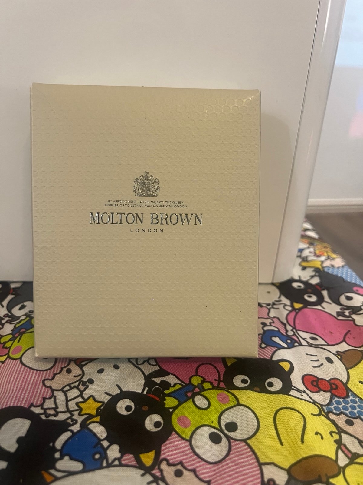 Milton Brown travel toilette