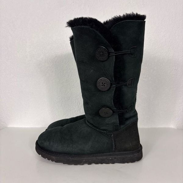 UGG Black Triple Bailey Button Tall Winter Boots Size 8