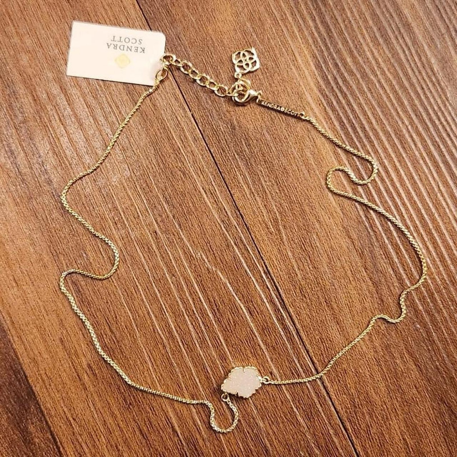 NWT Kendra Scott Tess Necklace