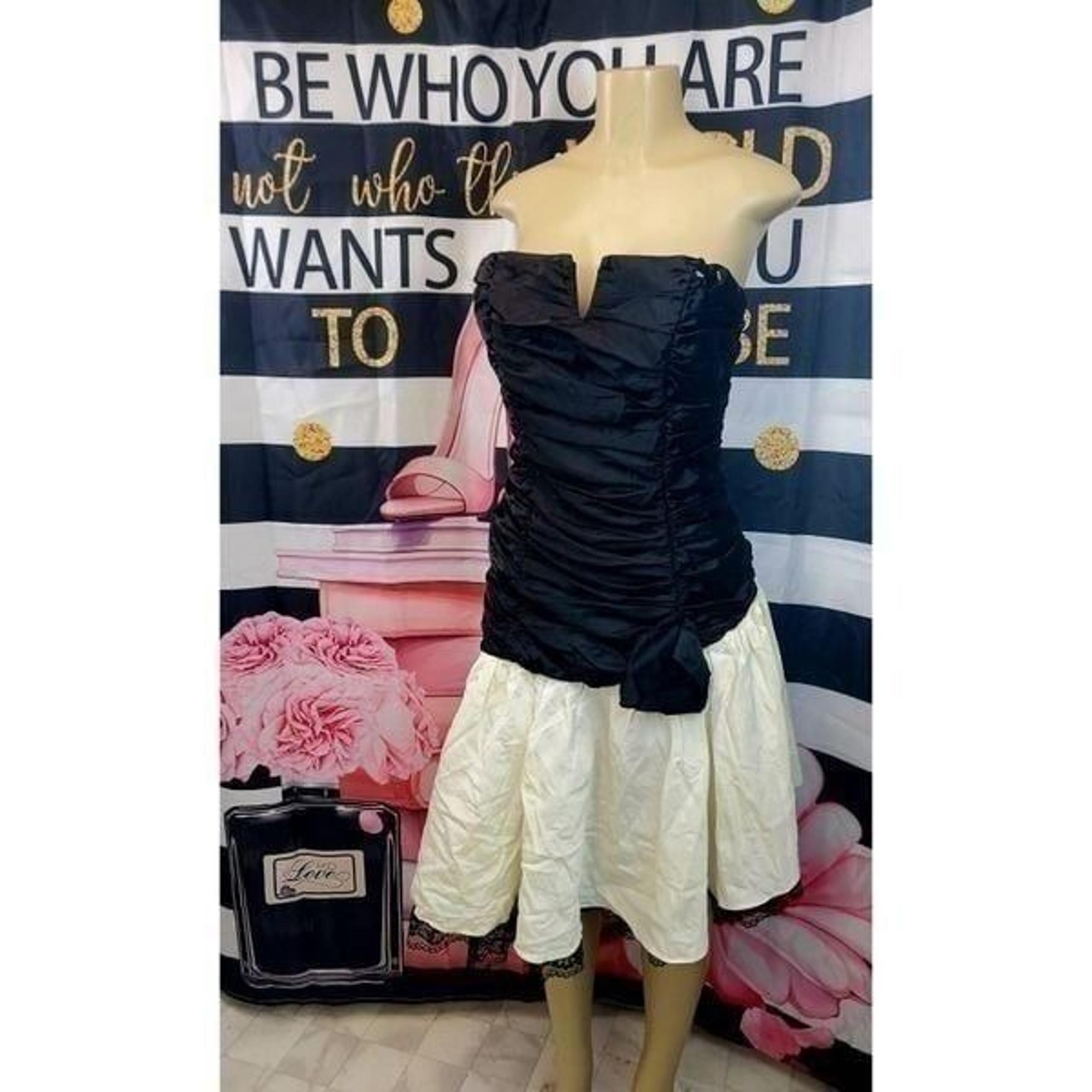 Roberta vintage prom dress