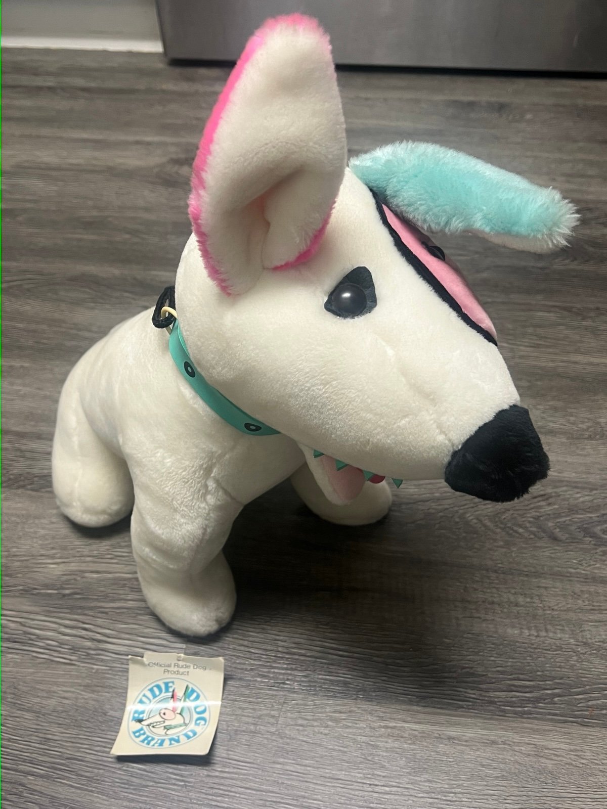 G10 Vintage 1987 Rude Dog Brand Commonwealth plush