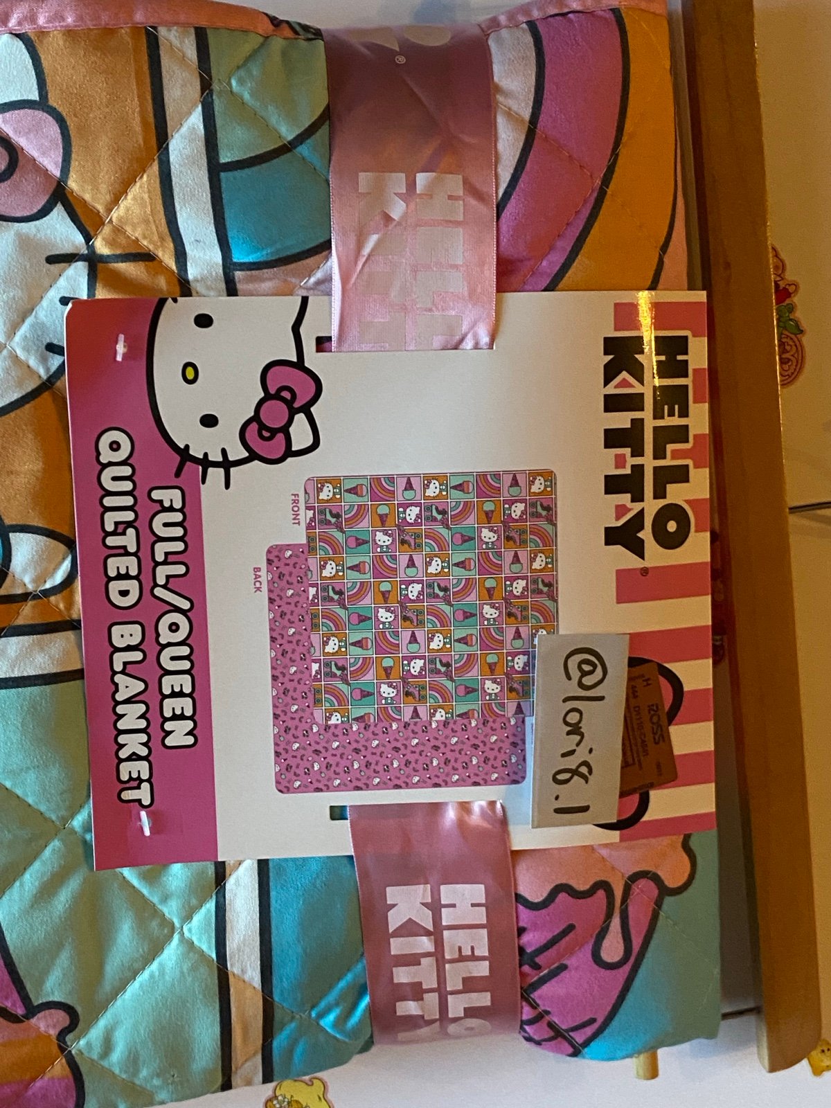 Hello Kitty NEW FULL/QUEEN DOUBLE SIDED QUILTED BLANKET