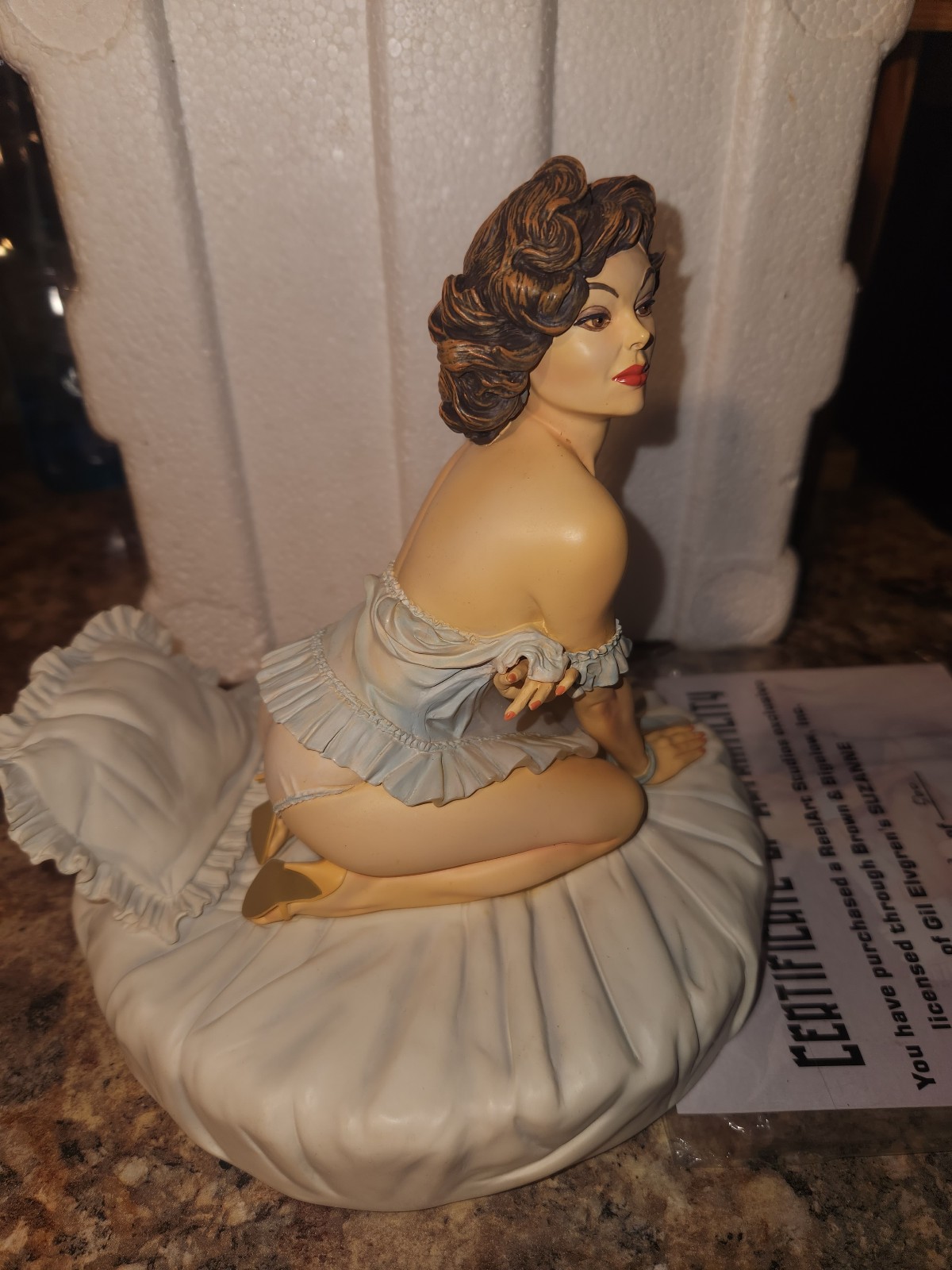 Suzanne Statue