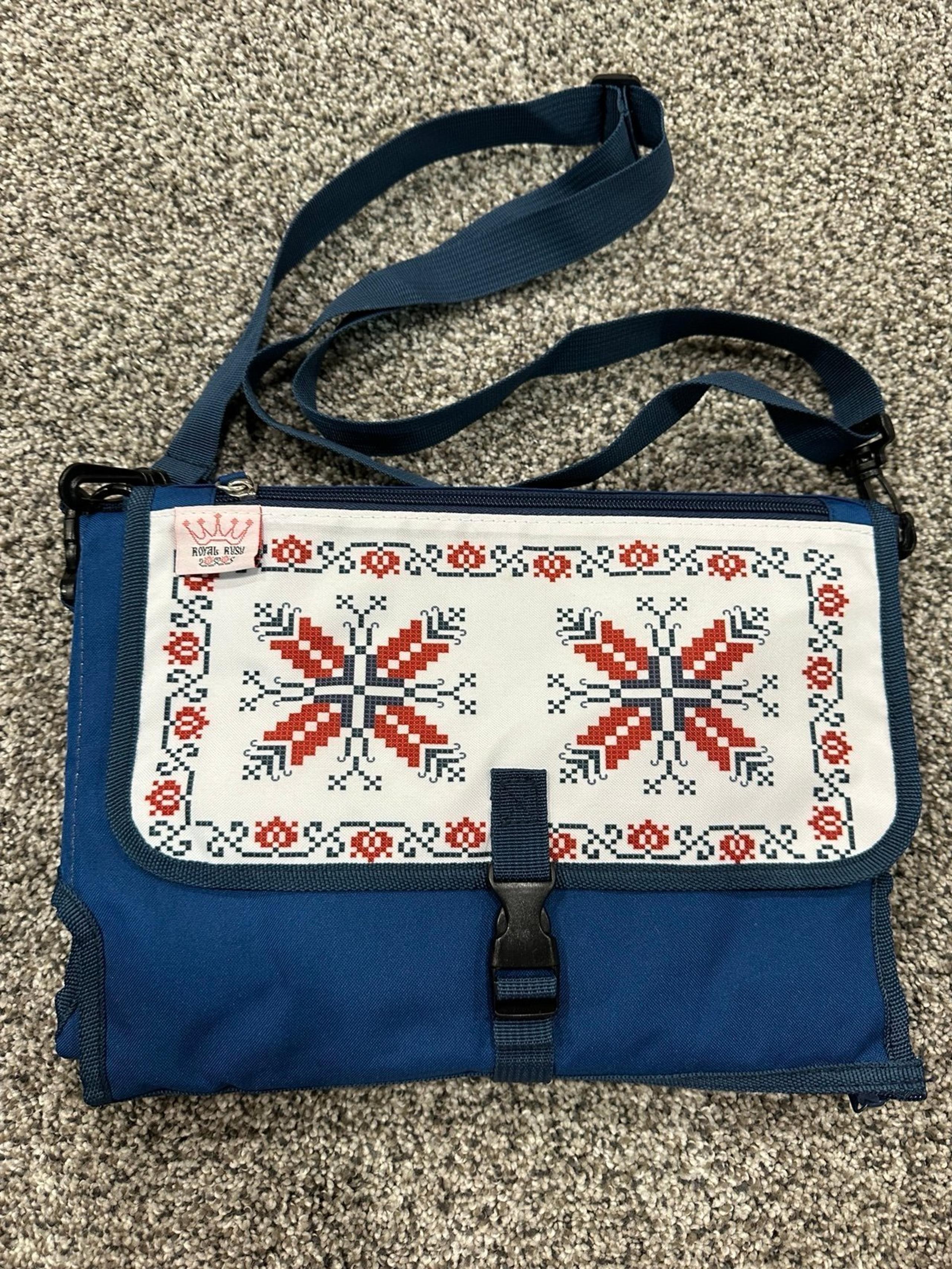 Portable changing pad