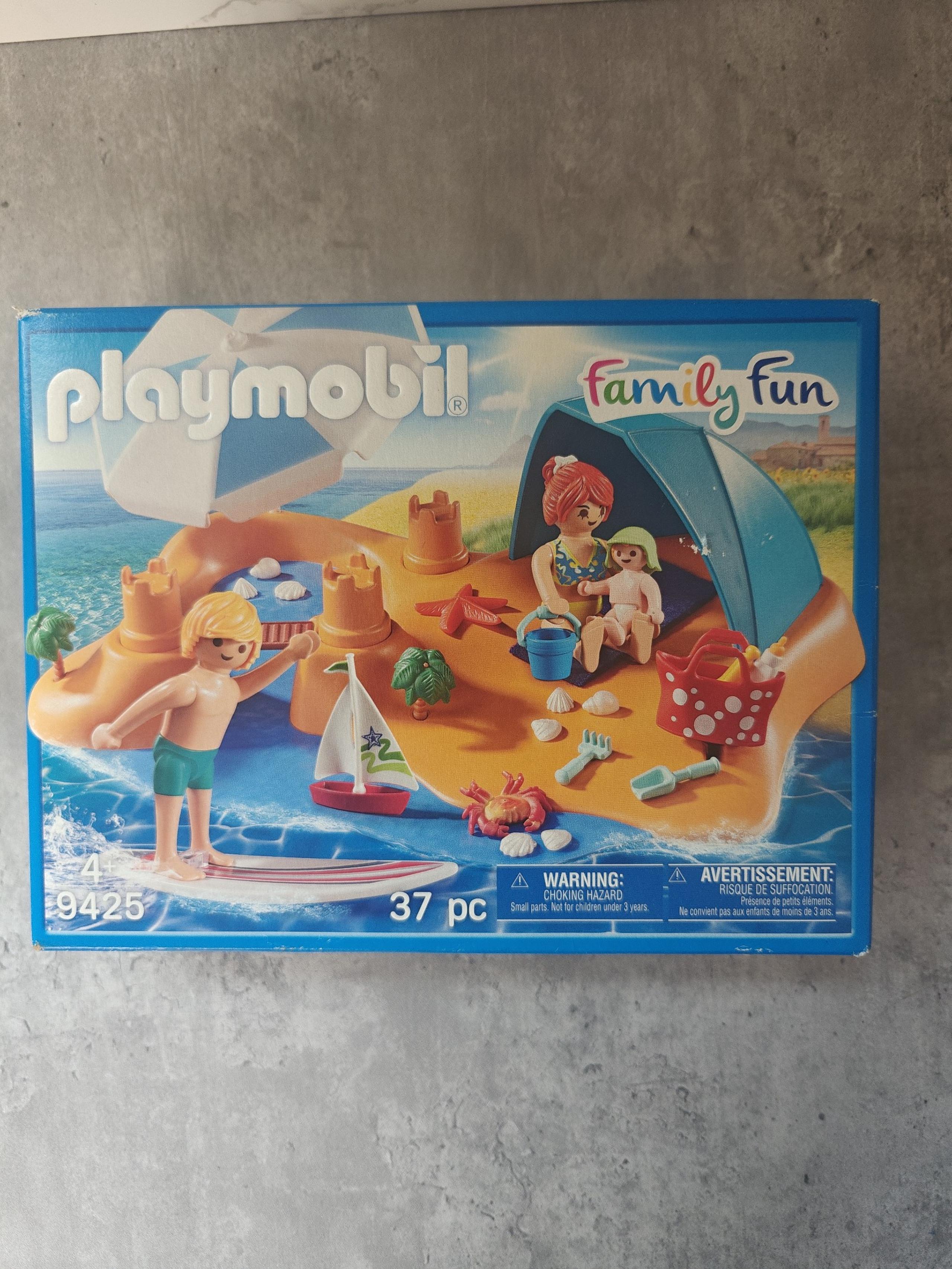 Playmobil Family Fun Beach Day set #9425 new