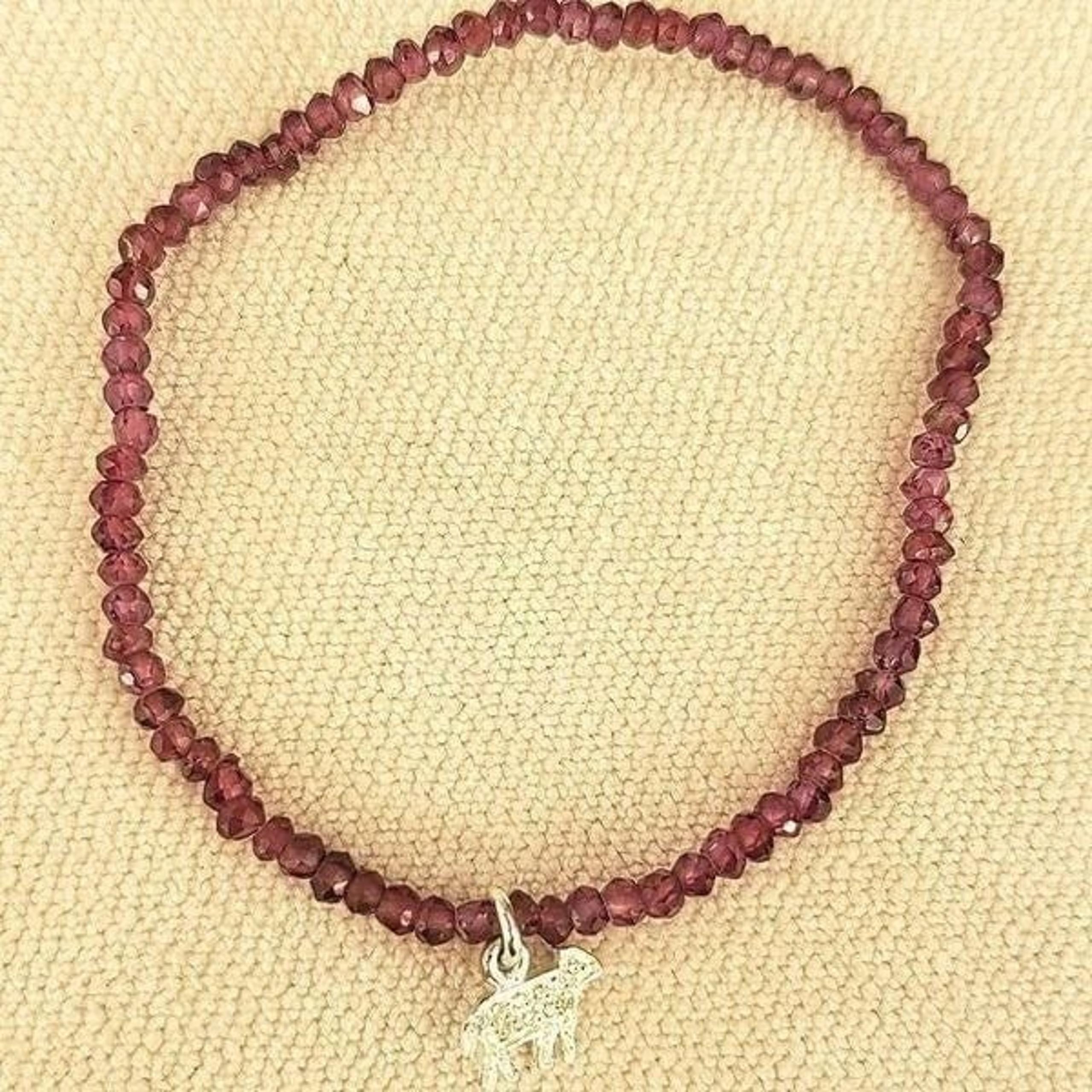 Johnny Was Purple Crystal Cut Beaded Stretch Bracelet with Silver Charm. NWOT.