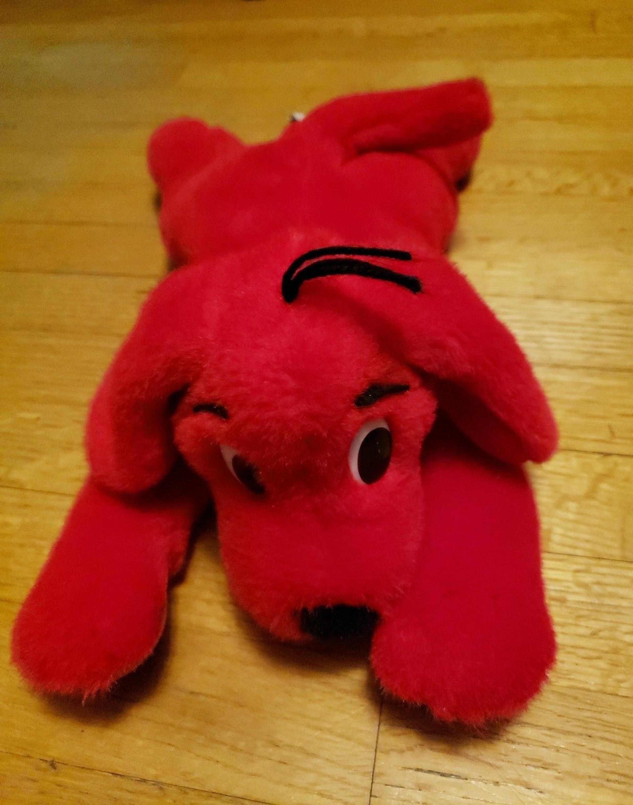 Clifford Plush. (B41)