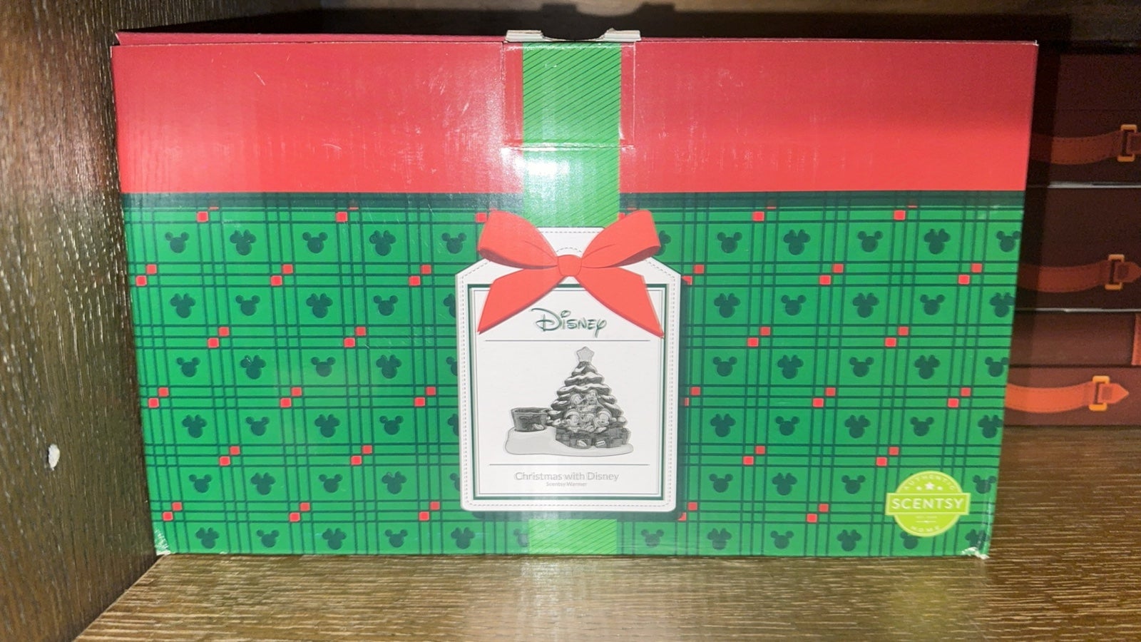 Scentsy Mickey Christmas warmer