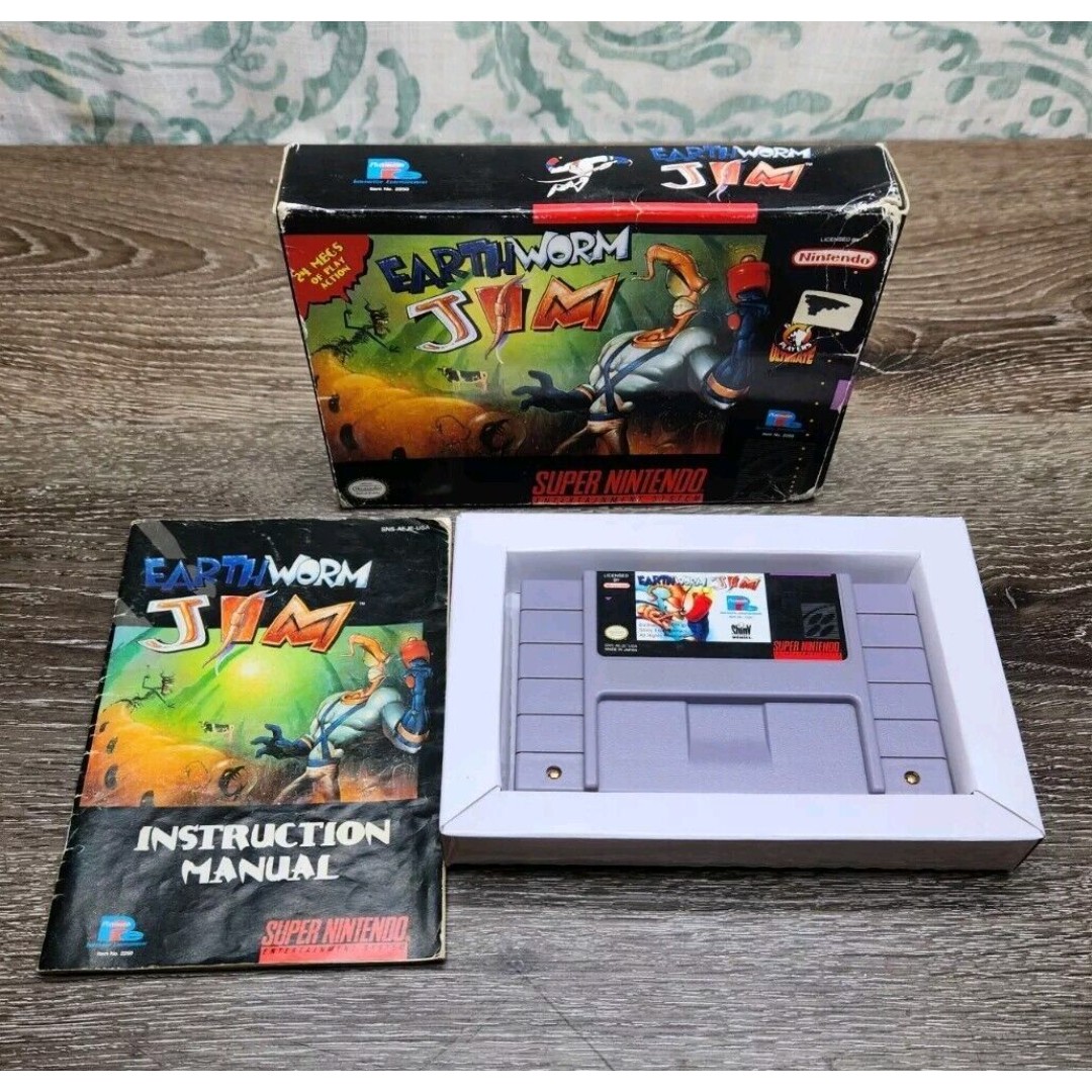 Earthworm Jim Super Nintendo Snes CIB Near Mint Authentic SNES manual game box