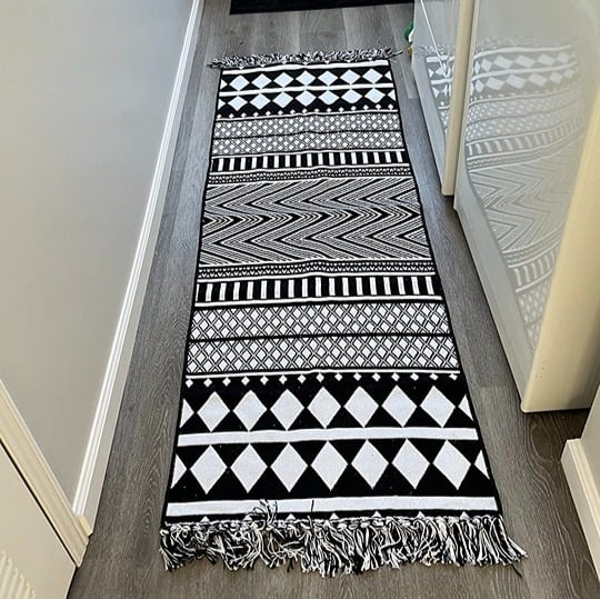 Bathroom Rug 2'x6', Runner Rug Geometric Black White