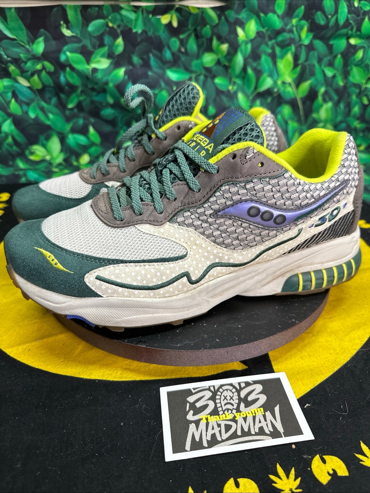 Saucony 3D Grid Hurricane X Bodega Size 9.5M/11W