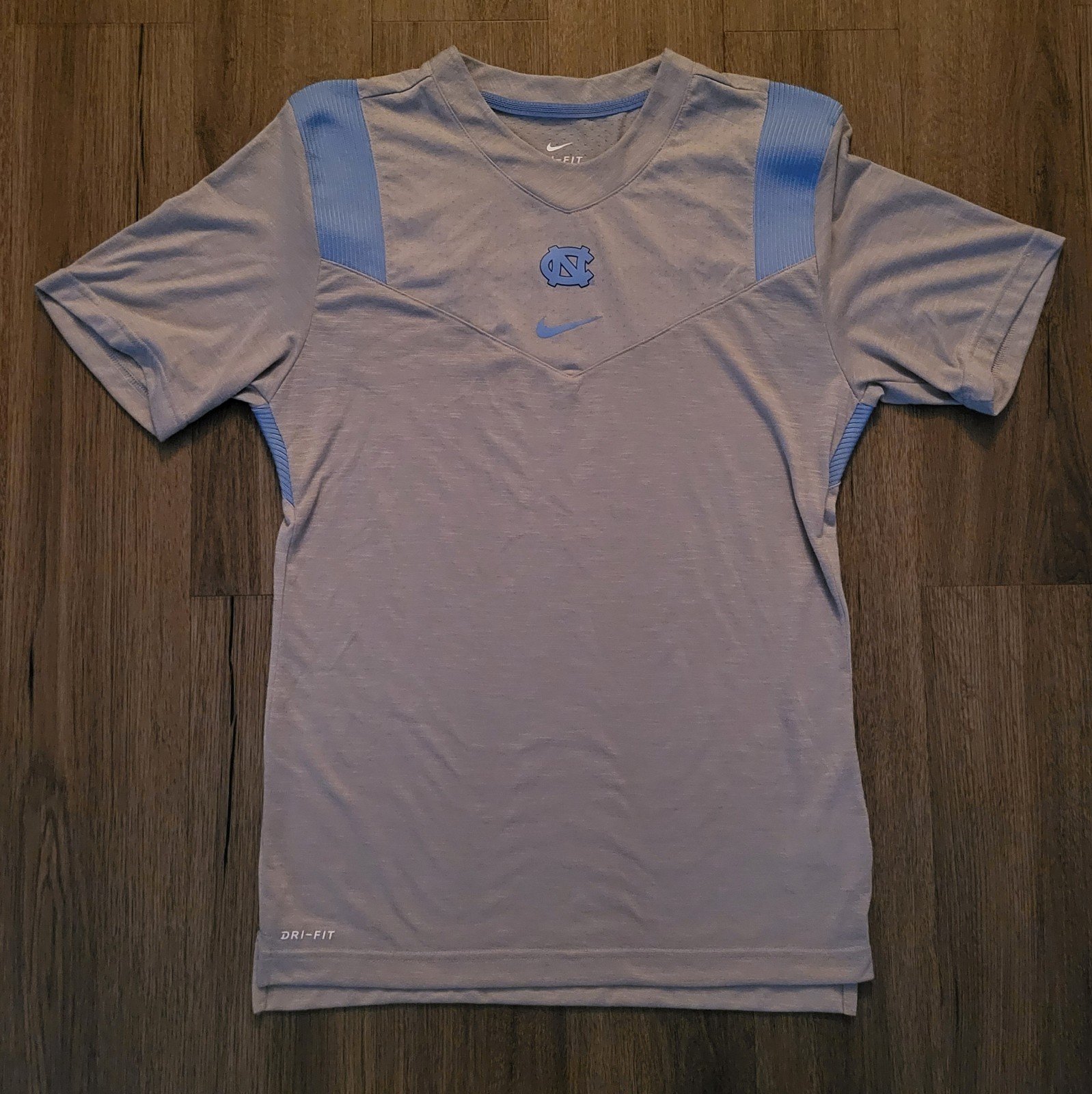 Nike On-Field Carolina Tar Heels UNC Dri-Fit Jersey Shirt DC5922-007 Size Small