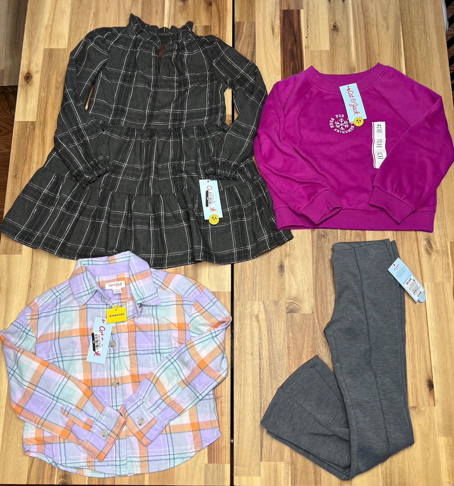 NWT Girls clothes bundle 4/5