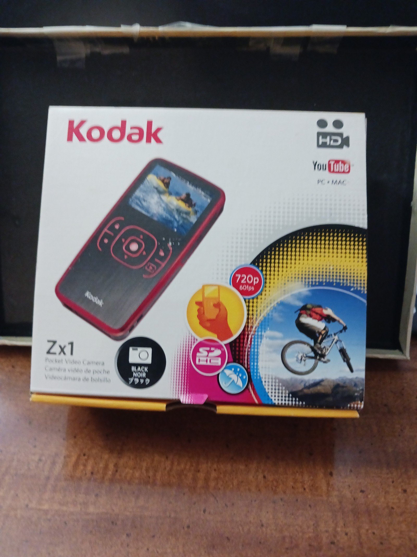 Kodak Z×1 HD pocket video camera camcorder