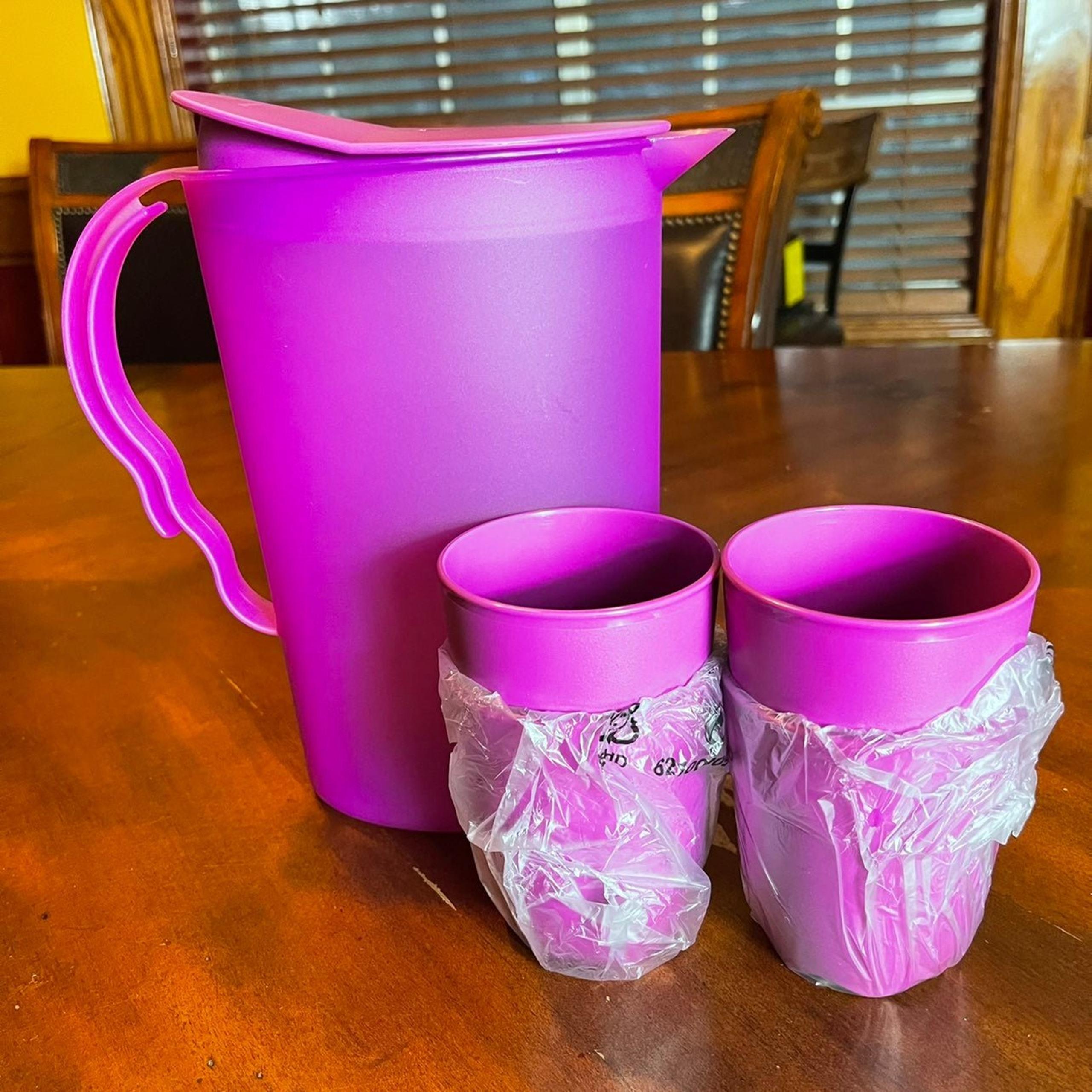 Tupperware Pitcher and Tumblers Set