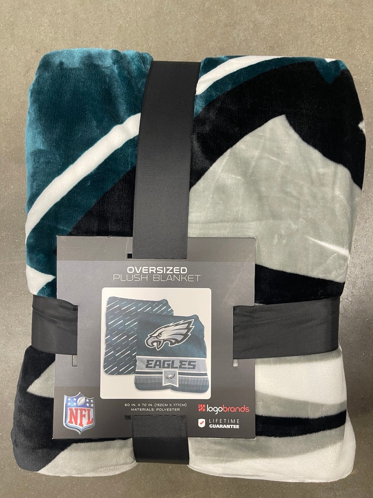 Brand New NFL Philadelphia Eagles Oversized Plush Blanket 60” x 70”
