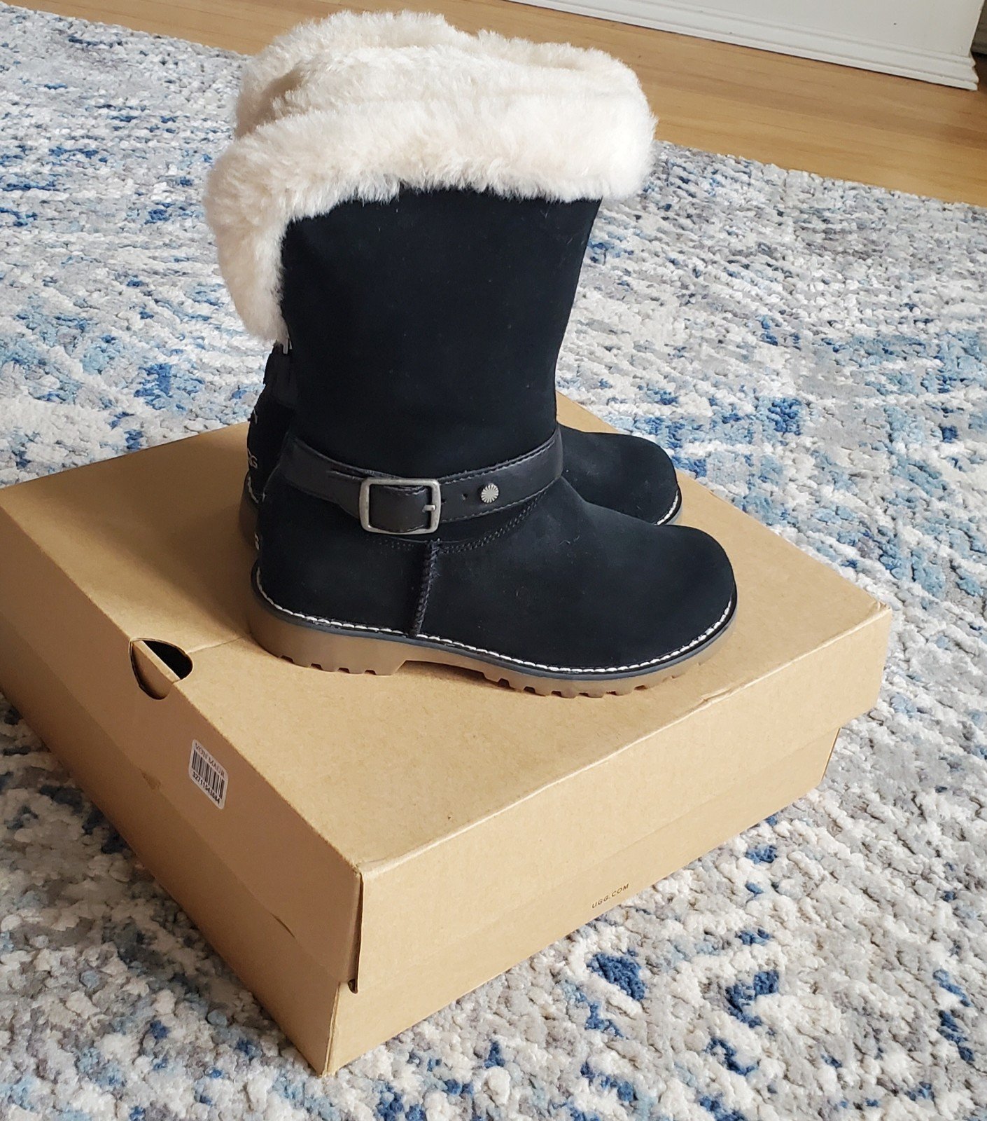 Girls Ugg boots