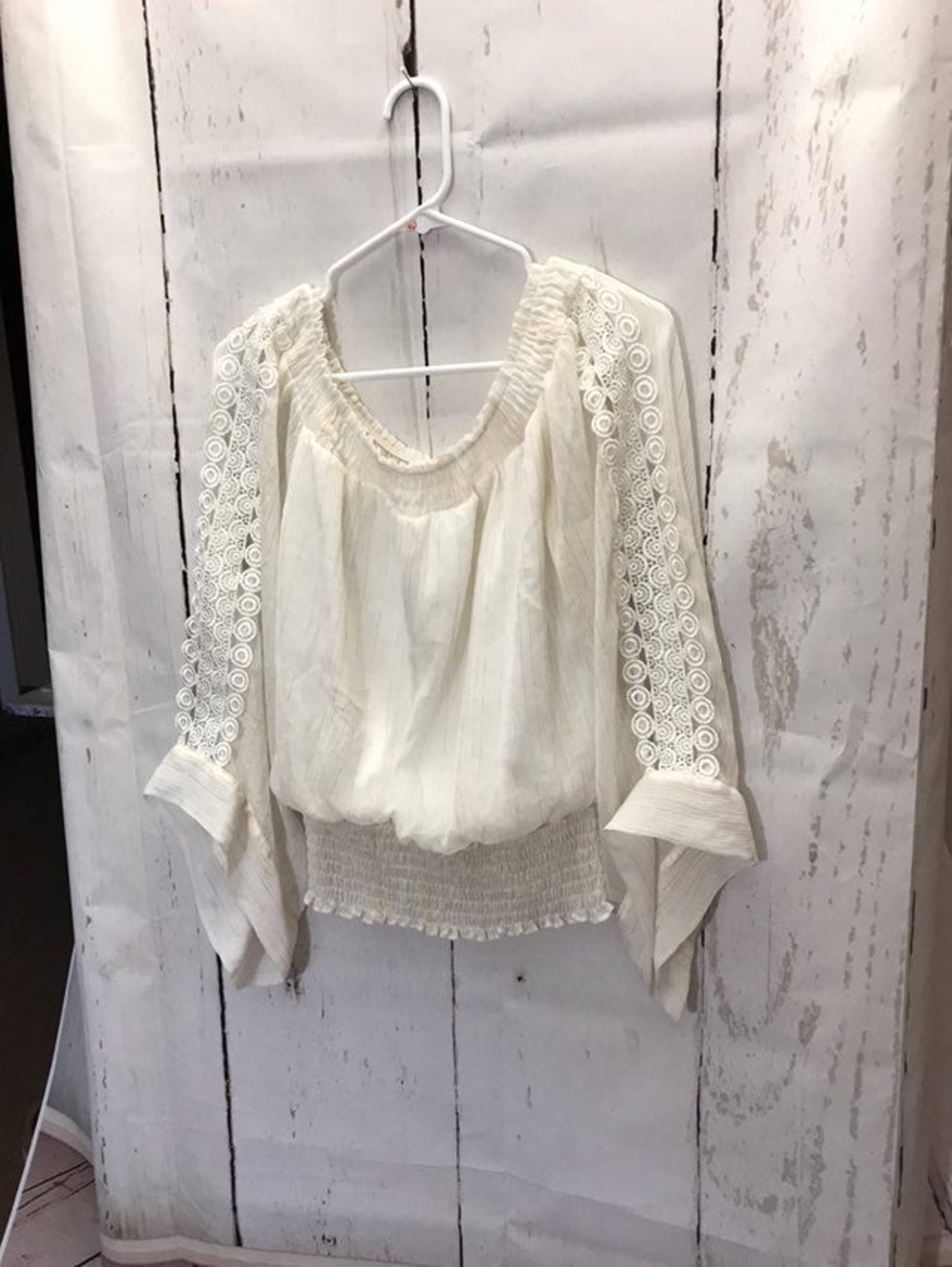 womens long sleeve shirt