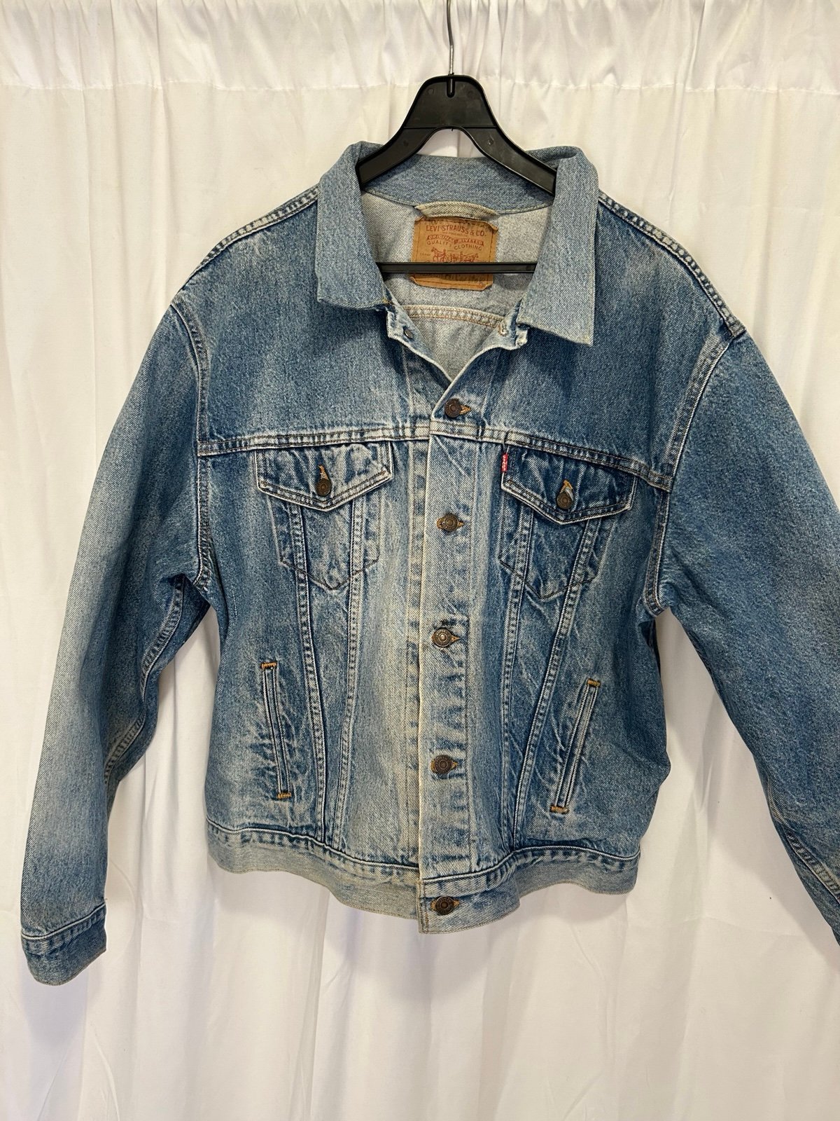 90s VTG Levi’s Jean Jacket Men’s XL Blue Denim Trucker 70506 USA, Distressed