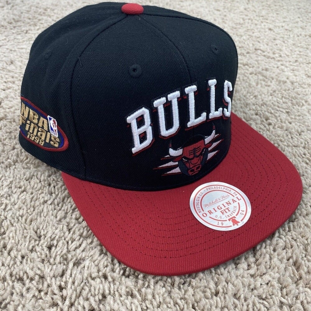 Chicago Bulls Hat Mitchell & Ness Black Arch Block Snapback 1998 Finals Cap NWT