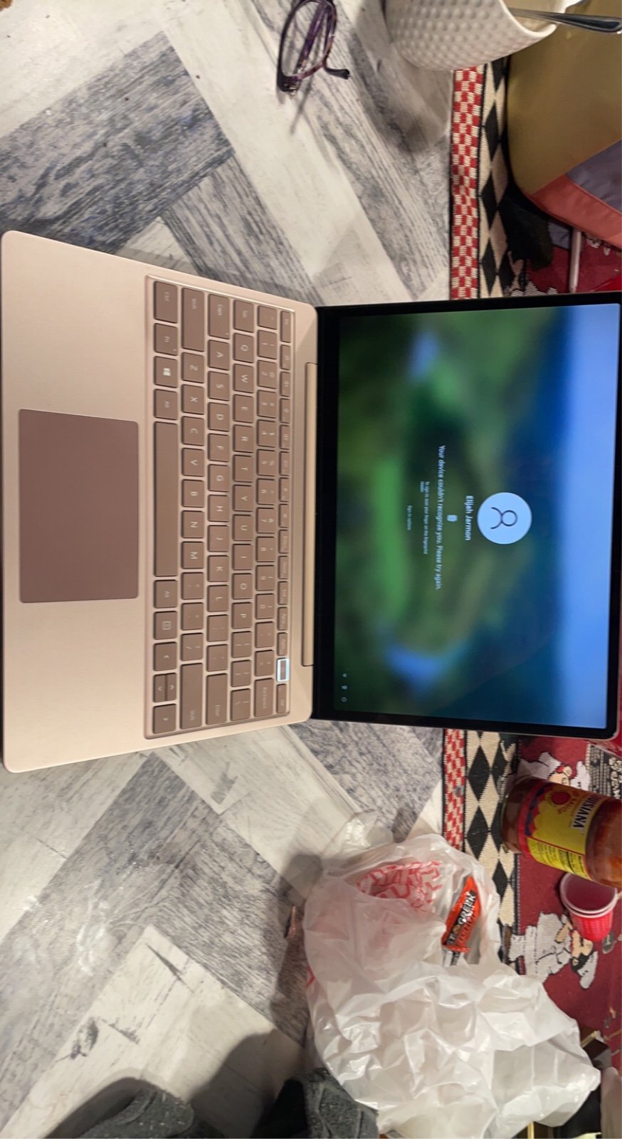 Microsoft - Surface Laptop Go - 12.4 Touch-Screen - Intel 10th Generation Core