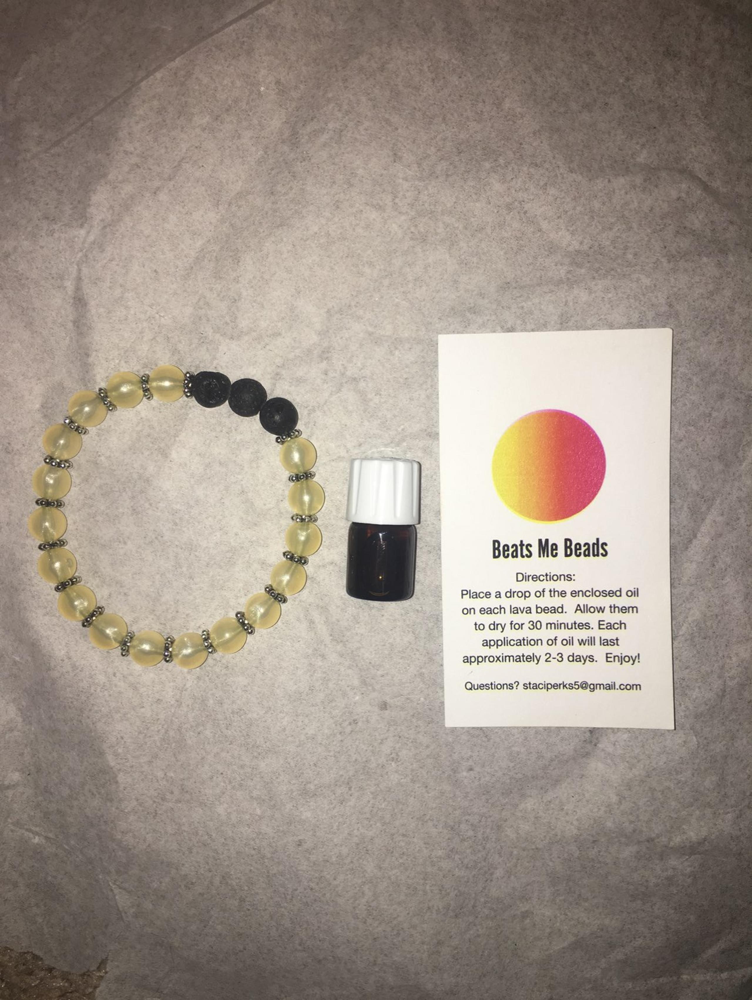 Essential Oil Bracelet with Oil