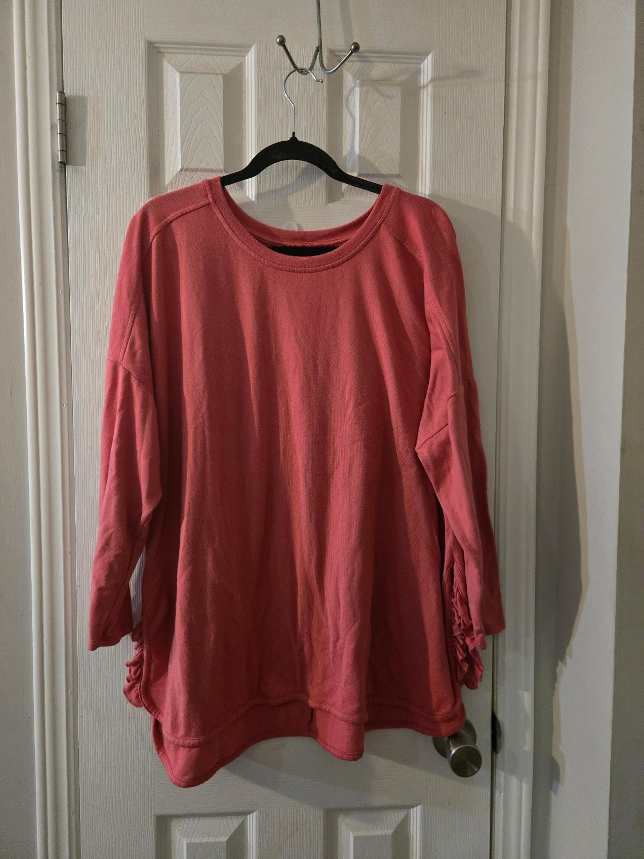 2x Cupio knit top