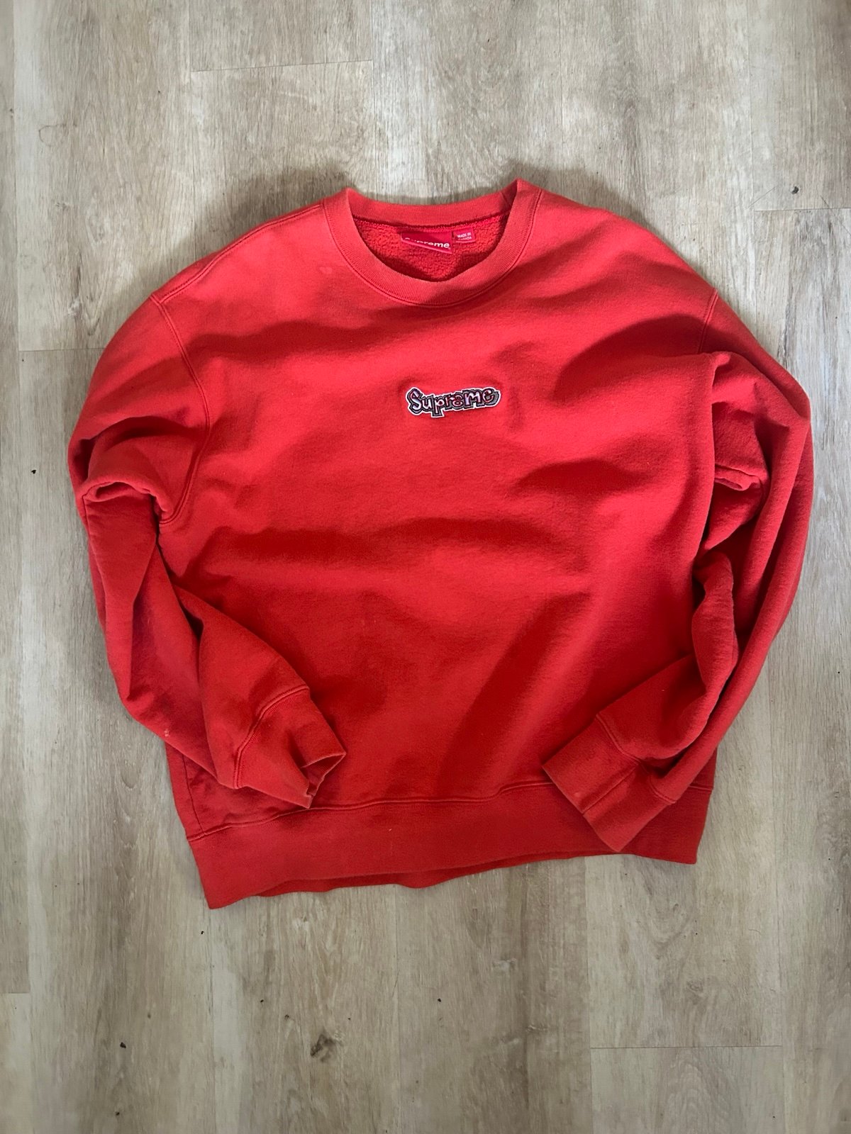 SUPREME gonz logo crew neck