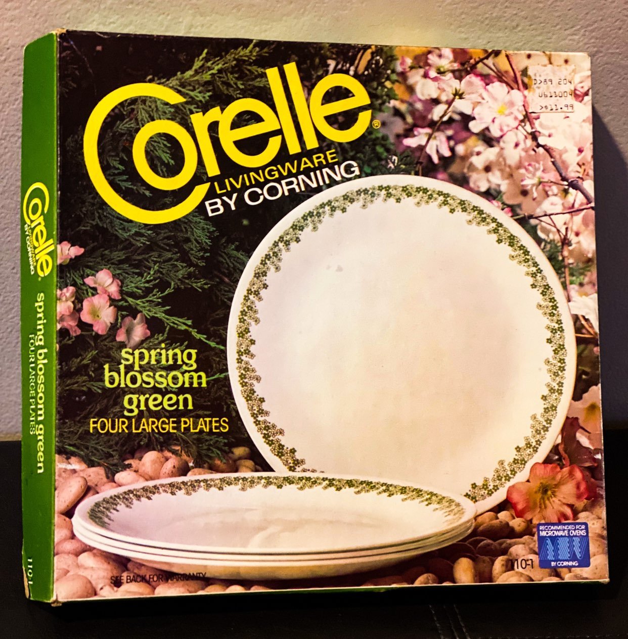 NIB Corelle SpringBlossom Dinner Plates