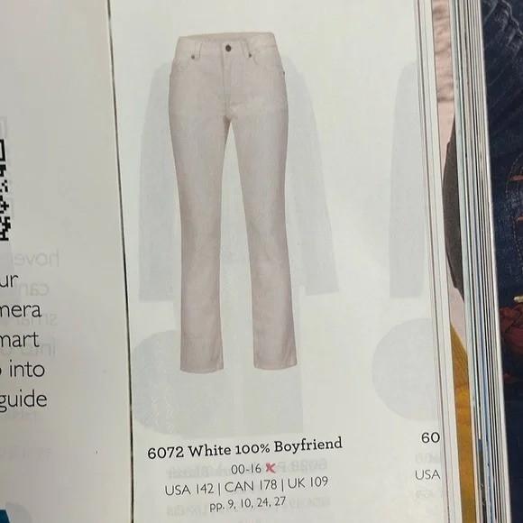 Size 4 CAbi White 100% Boyfriend Jeans