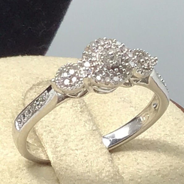 Diamond Ring Sterling Silver Vintage 2.4g Size 6.75