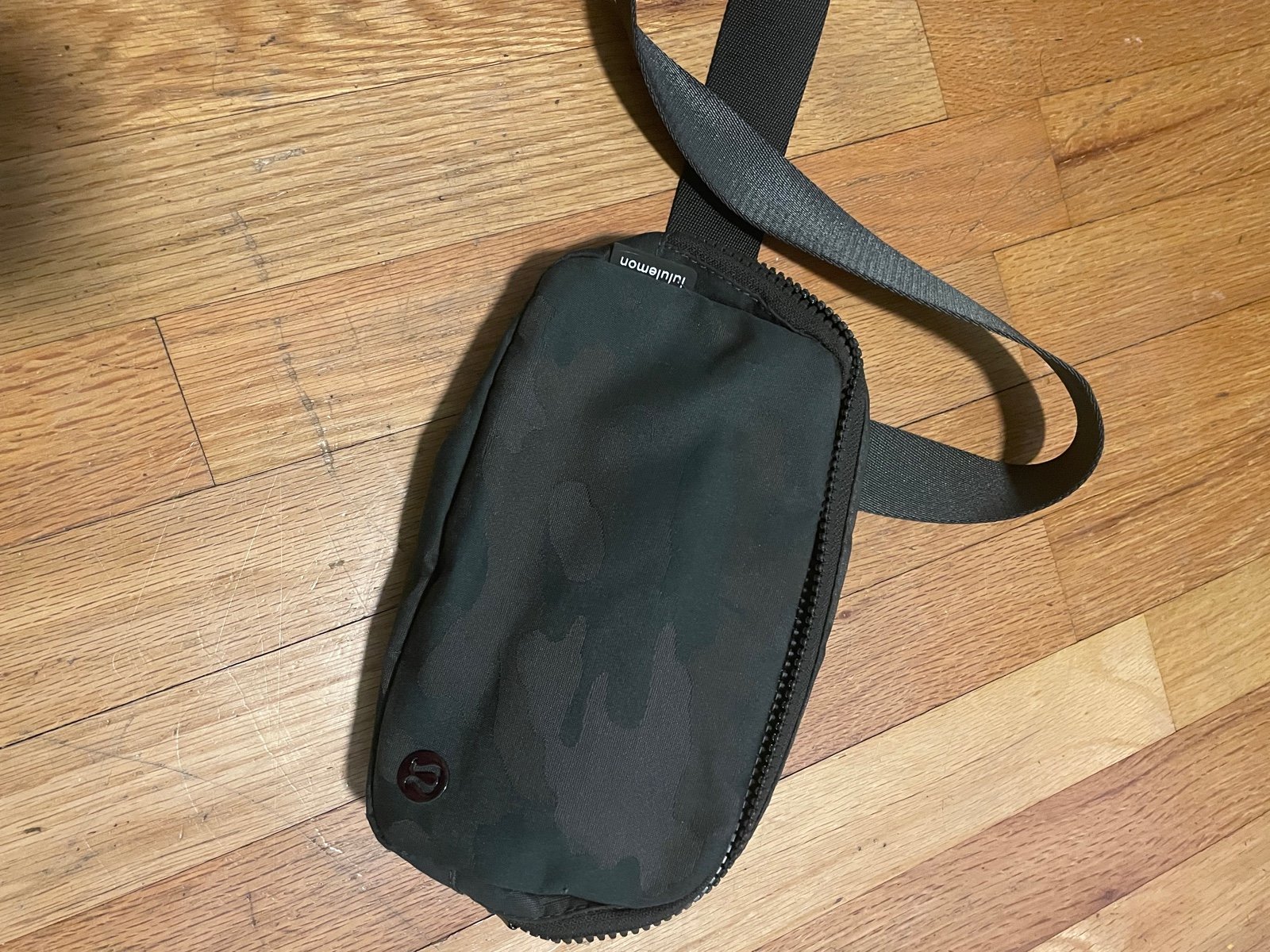 Lululemon Camo 1L Bag