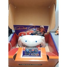 Dale Jarrett #88 Nascar FAN CLUB PACK Rare, Hat & Die-cast Action Collectible