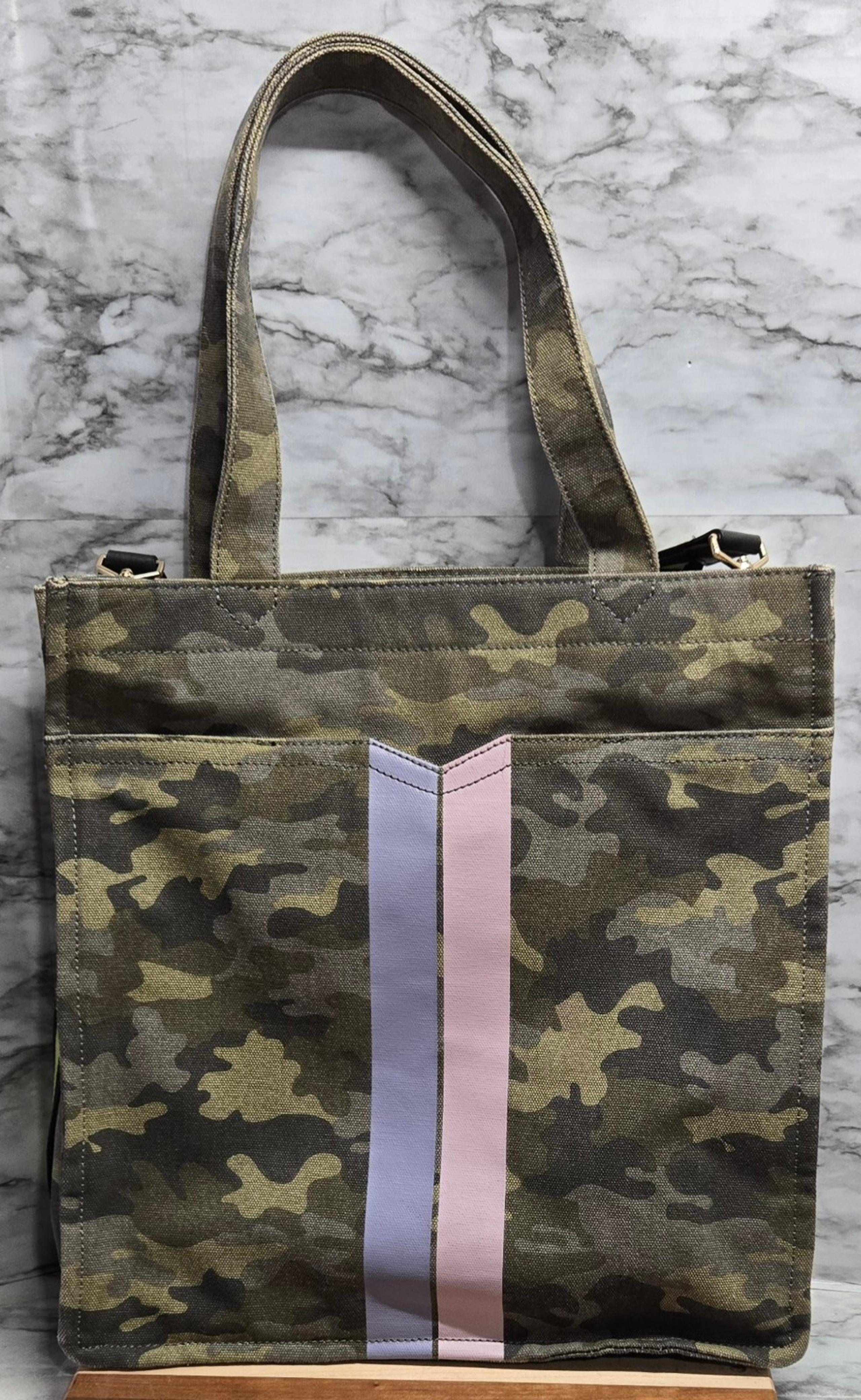 Stella & Dot Canvas Tote Green Camo Double Handles Shoulder Strap Pink Inside