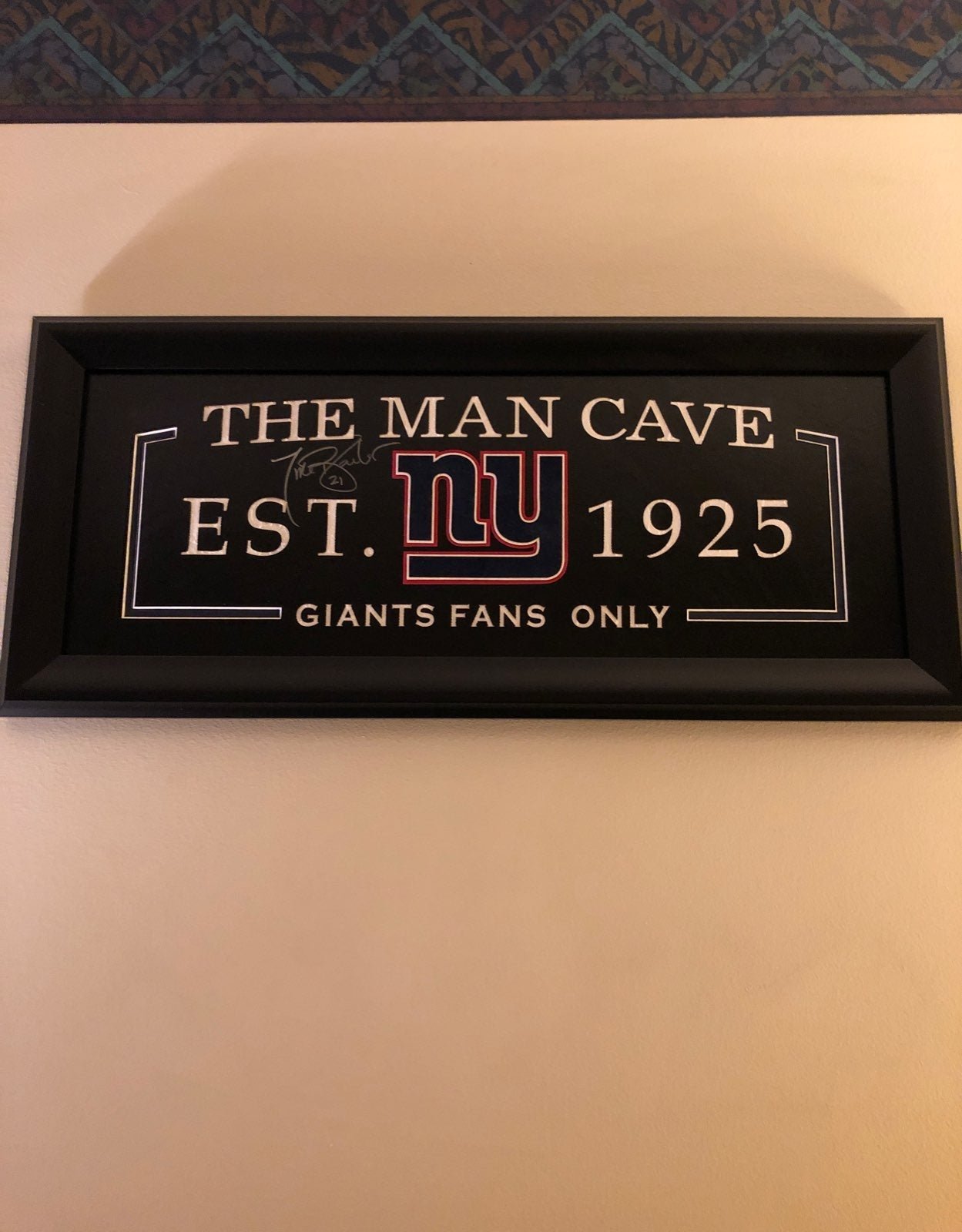 SIGNED BY TIKI BARBER NEW YORK GIANTS