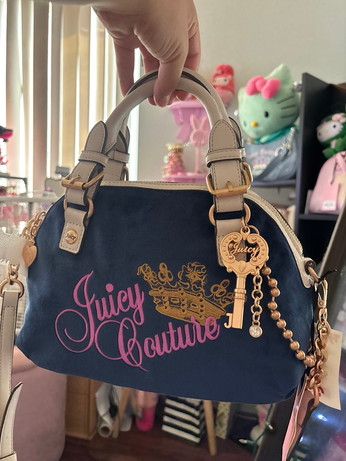 Juicy couture key to the dome satchel