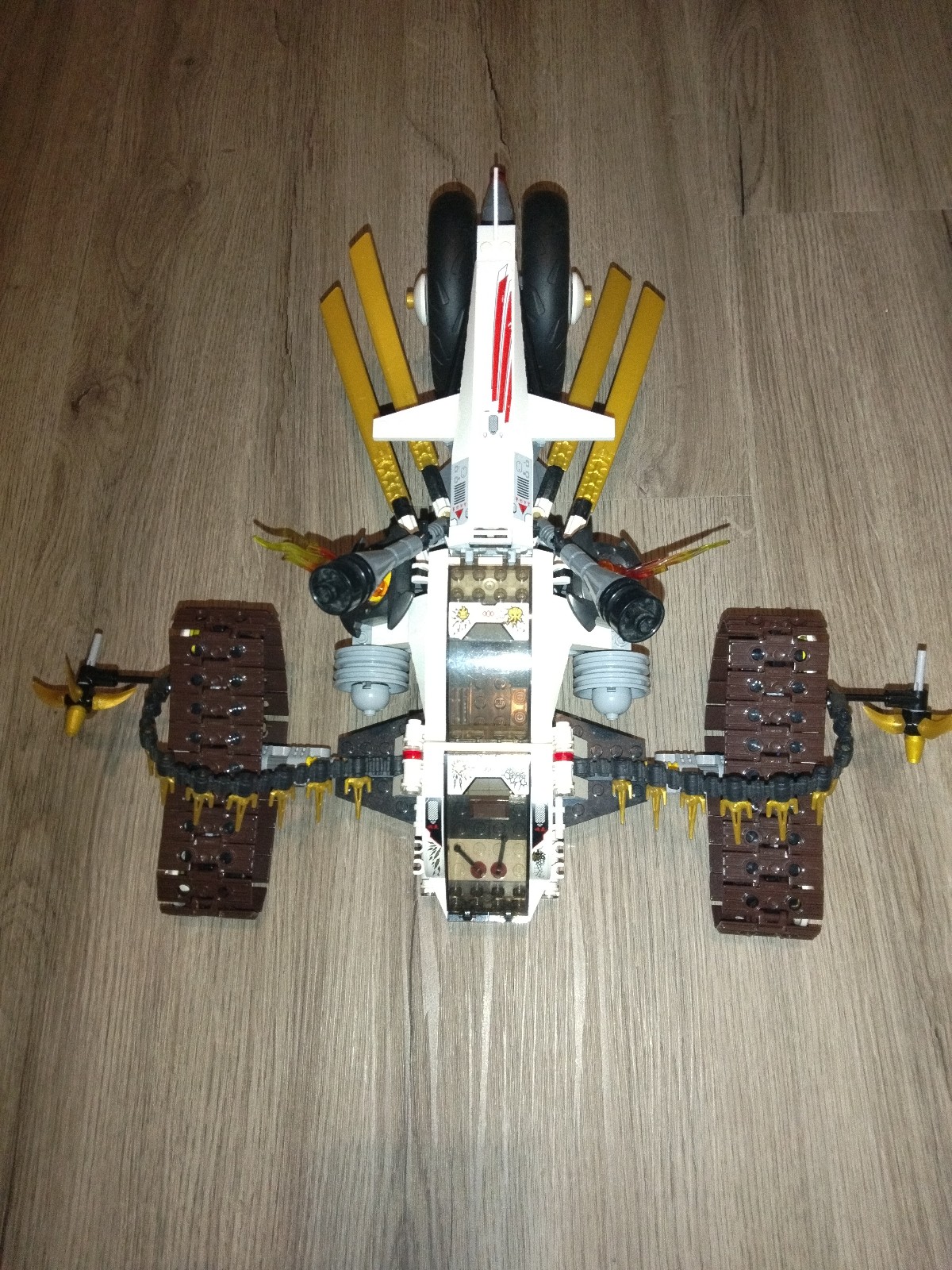 LEGO Ninjago Ultra Sonic Raider 9449 Incomplete
